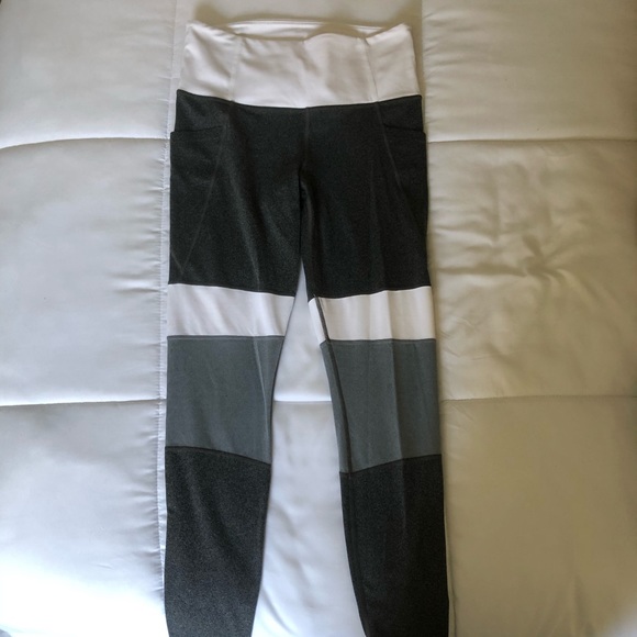 Athleta Colorblock Legging - Picture 3 of 6